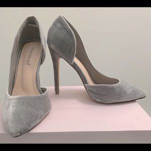 Shoedazzle GREY VELVET STILETTO PUMP